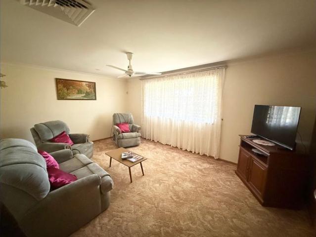 FULLY FURNISHED HOME 51 SHOWGROUND ROAD