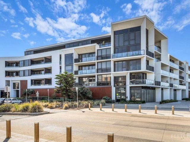 Fully Furnished Home with a View Stylish Bayside Living in Wyndham Harbour