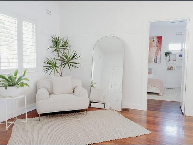Fully Furnished Home In Town With Pool