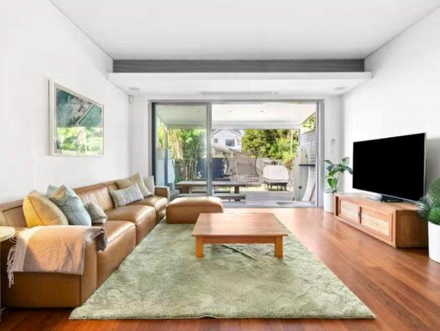 Fully Furnished Home In Prime Coastal Location
