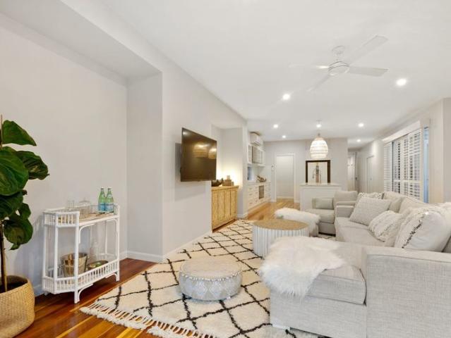FULLY FURNISHED HAMPTONS BEACHFRONT HOME AVAILABLE NOW