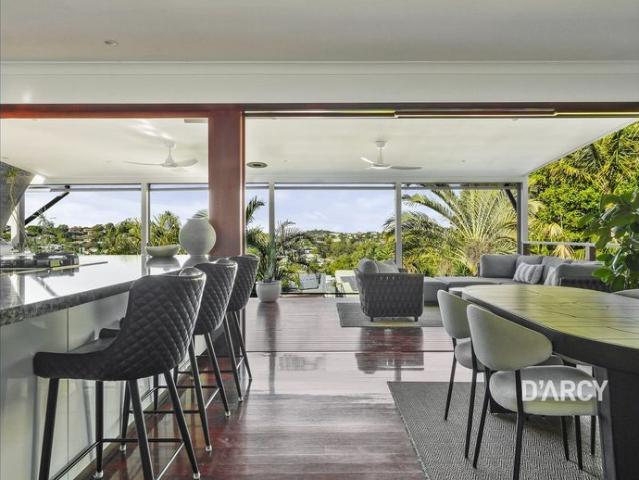 Fully Furnished Hillside Retreat