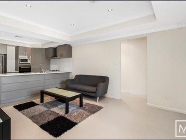 FULLY FURNISHED Immaculate Modern Home in Great Location!