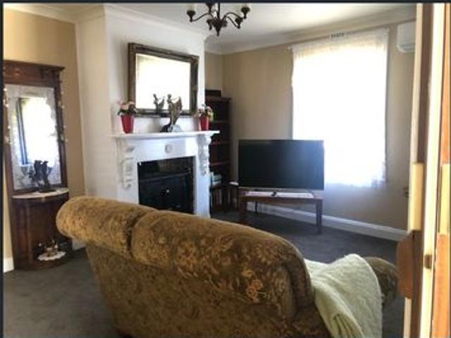FULLY FURNISHED IN CENTRAL MAITLAND