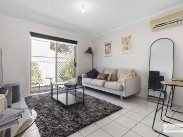 Fully Furnished in Enviable Central Location