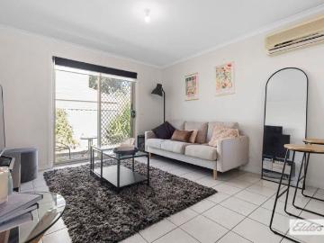 Fully Furnished in Enviable Central Location