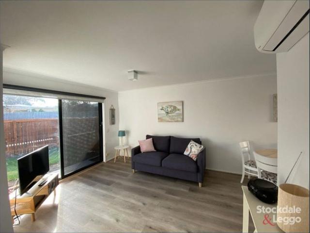 Flexible Furnishing Options – Available Fully Furnished or Unfurnished in Ideal Location