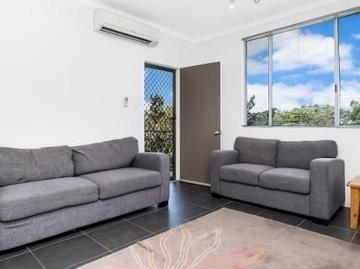 Fully Furnished In Prime Location!
