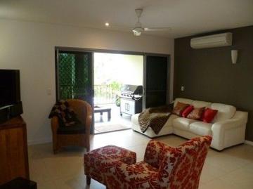 FURNISHED UNIT IN THE HEART OF PARAP