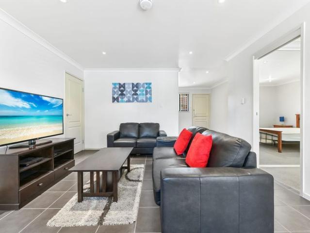 Fully Furnished Inner City Unit