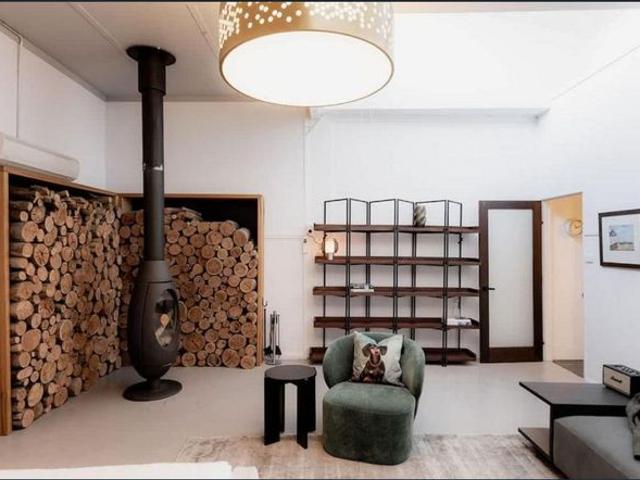 Fully Furnished Inner City Living