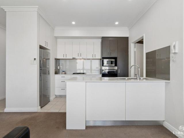 Fully Furnished Inner City Sanctuary with City Views