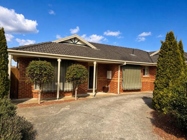 FULLY FURNISHED & ON CBD DOORSTEP