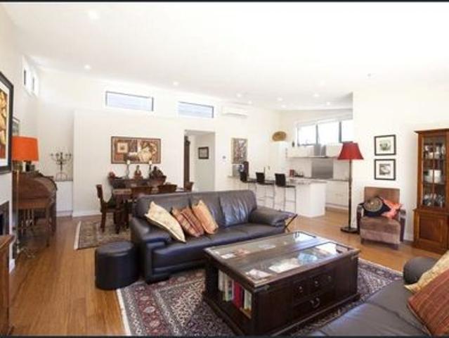 Fully furnished on Balfour
