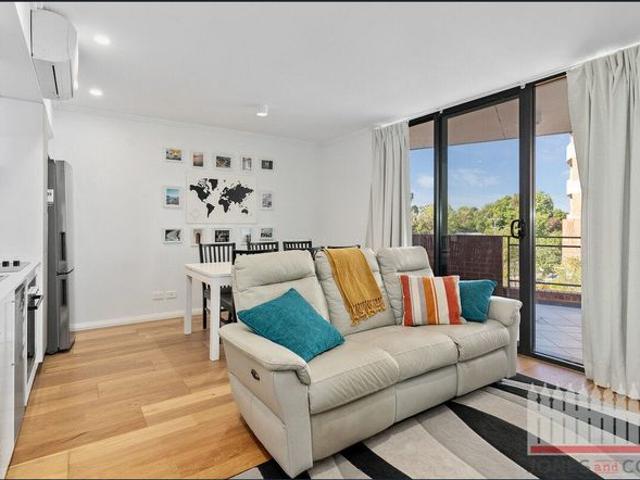 STUDIO APARTMENT ON FIRST FLOOR