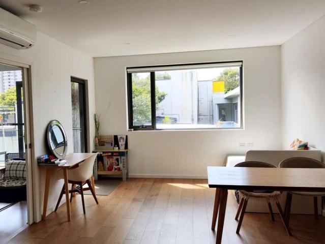 FULLY FURNISHED ONE BEDROOM