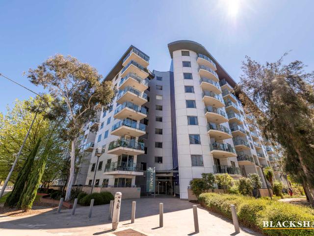 Fully Furnished One Bedroom Apartment In Prime Location