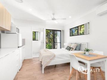 Fully Furnished One Bedroom Apartment – Electricity, Water and Internet Included