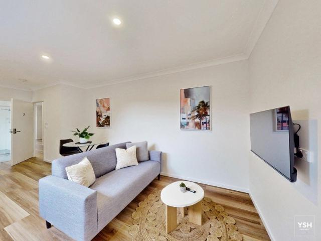 Fully furnished one bedroom apartment with electricity, NBN 1000 MPS, water included!