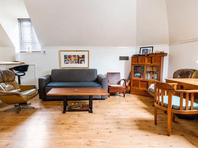 Fully Furnished One Bedroom Apartment with Expansive Private Terrace