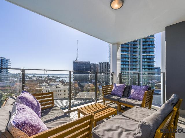 Fully Furnished One Bedroom Apartment with Stunning River Views