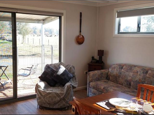 FULLY FURNISHED ONE BEDROOM FARM STAY