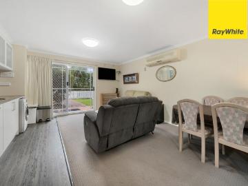 Fully furnished one bedroom Flat in Prestige O'Malley