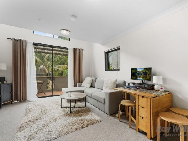Fully Furnished One Bedroom Loft Style Apartment