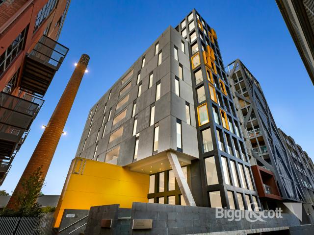 FULLY FURNISHED ONE BEDROOM PLUS STUDY IN SOUGHT AFTER ABBOTSFORD COMPLEX