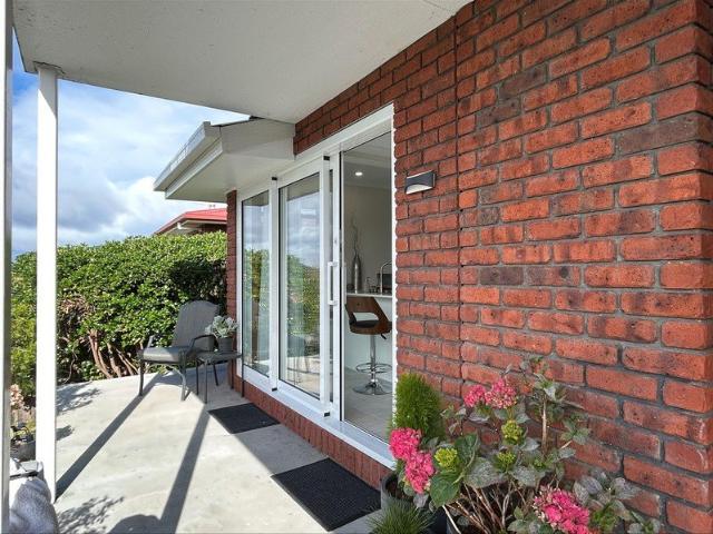 Fully Furnished One Bedroom Unit