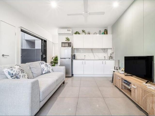 Fully Furnished One Bedroom Unit in Sunshine Cove