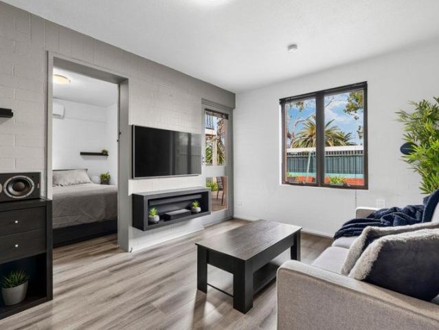 Fully furnished opportunity awaits