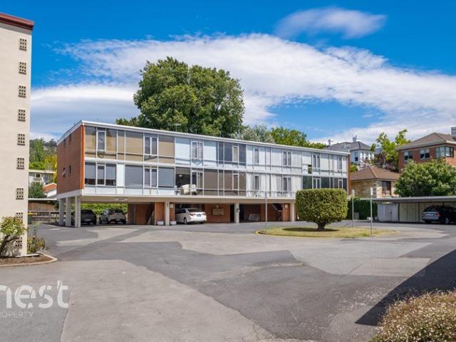 Fully Furnished, Low Maintenance Living