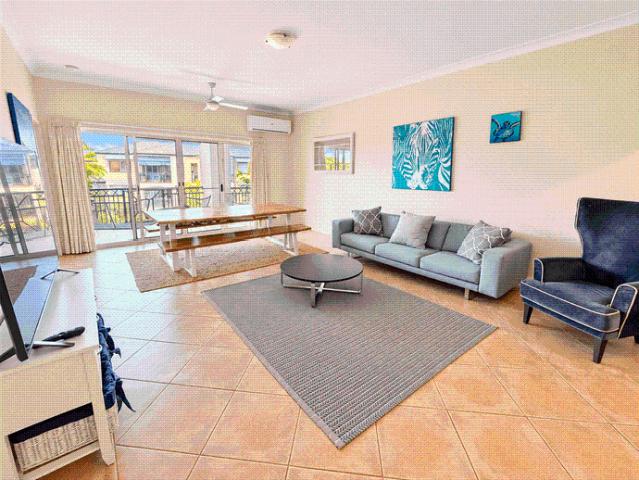 FULLY FURNISHED LARGE 3 BEDROOM APARTMENT & READY TO MOVE IN – JUST BRING YOUR SUITCASE!