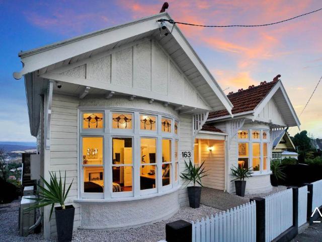 Fully Furnished Living in East Launceston