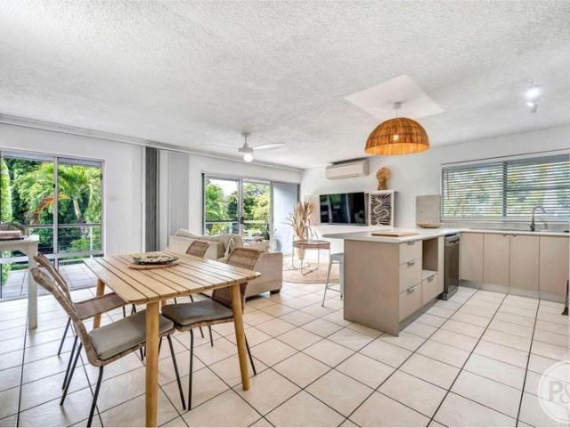 Fully Furnished Living in Sought After North Ward