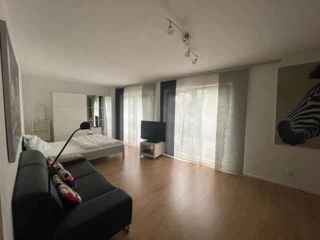 Fully furnished, light and sunny apartment, Munchen Amsterdam Apartments for Rent
