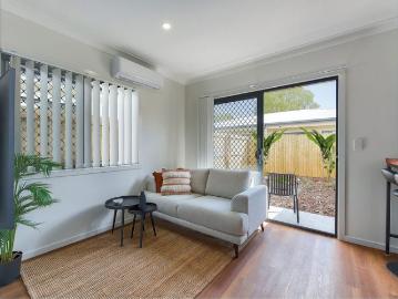 FULLY FURNISHED, LUXURY MICRO APARTMENT