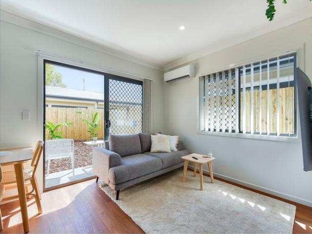 FULLY FURNISHED, LUXURY MICRO APARTMENT