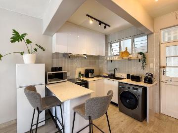 Fully Furnished Luxury Apartment in Greenpoint Main Rd