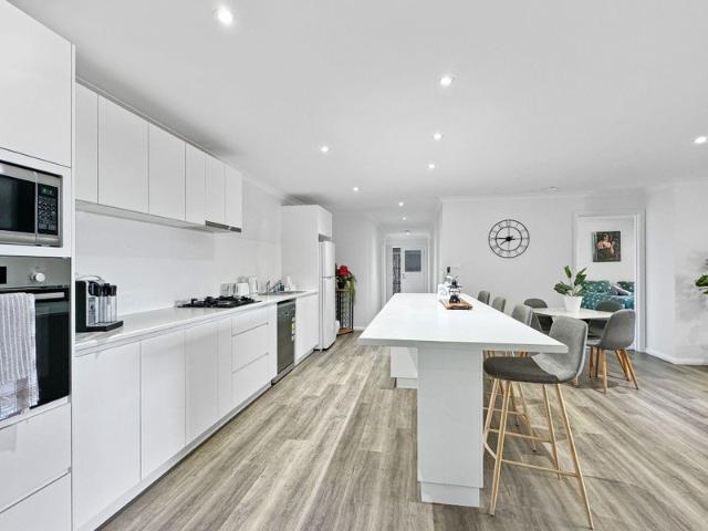Fully Furnished Luxury Home