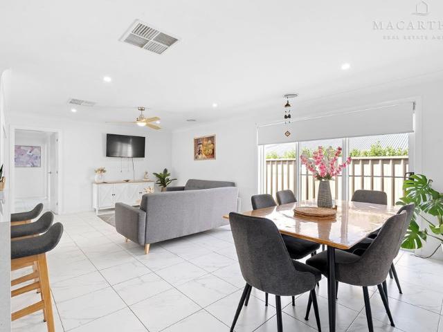 FULLY FURNISHED & MOVE IN READY!