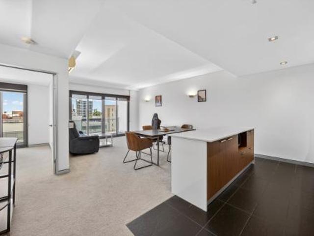 FULLY FURNISHED MODERN APARTEMENT
