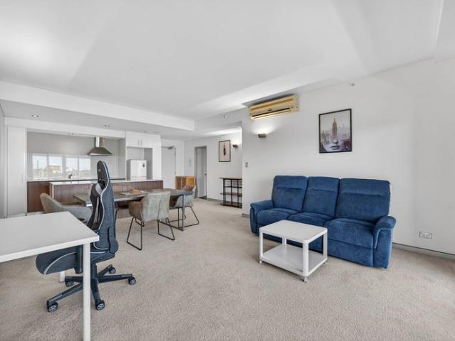 FULLY FURNISHED MODERN APARTEMENT