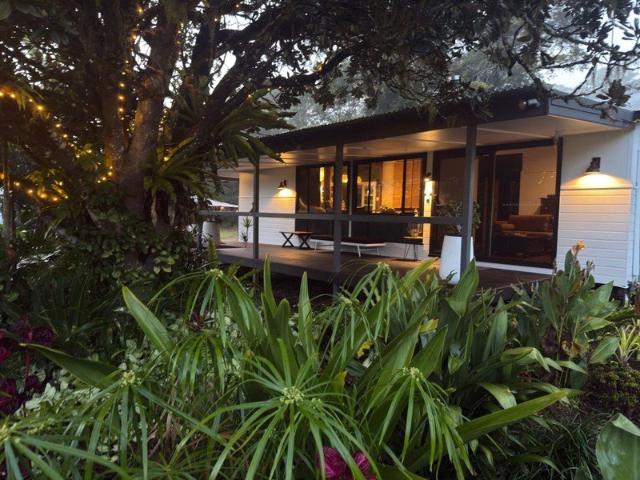 Fully Furnished Modern Farmhouse 14.5KM from Bellingen Pristine Kalang Riverfront