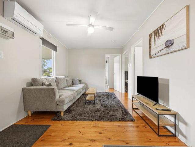 Fully Furnished Modern Living in a Prime Stawell Setting