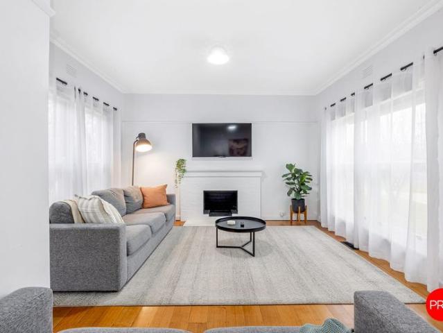 Fully Furnished, modern, spacious, excellent location