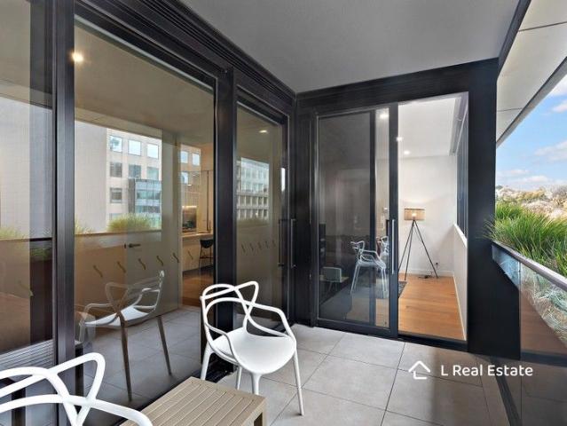 Fully Furnished Northeast Facing Elegance in the Heart of Melbourne CBD