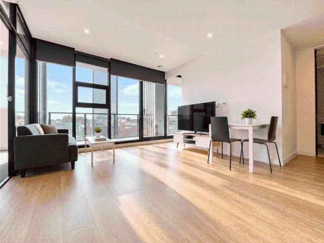 Fully Furnished & Newly Renovated Apartment in the Heart of Carnegie