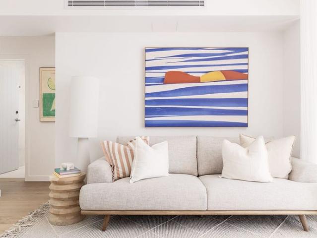 Fully furnished newly renovated two bedroom apartment with parking